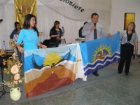 Iglesia Centro Cristian Orefugio flag presentation