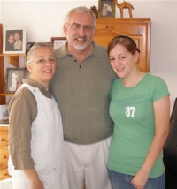 Almeria hosts - Daniel, Anna & Janesa